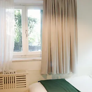 Meri Boutique , Korce Albania