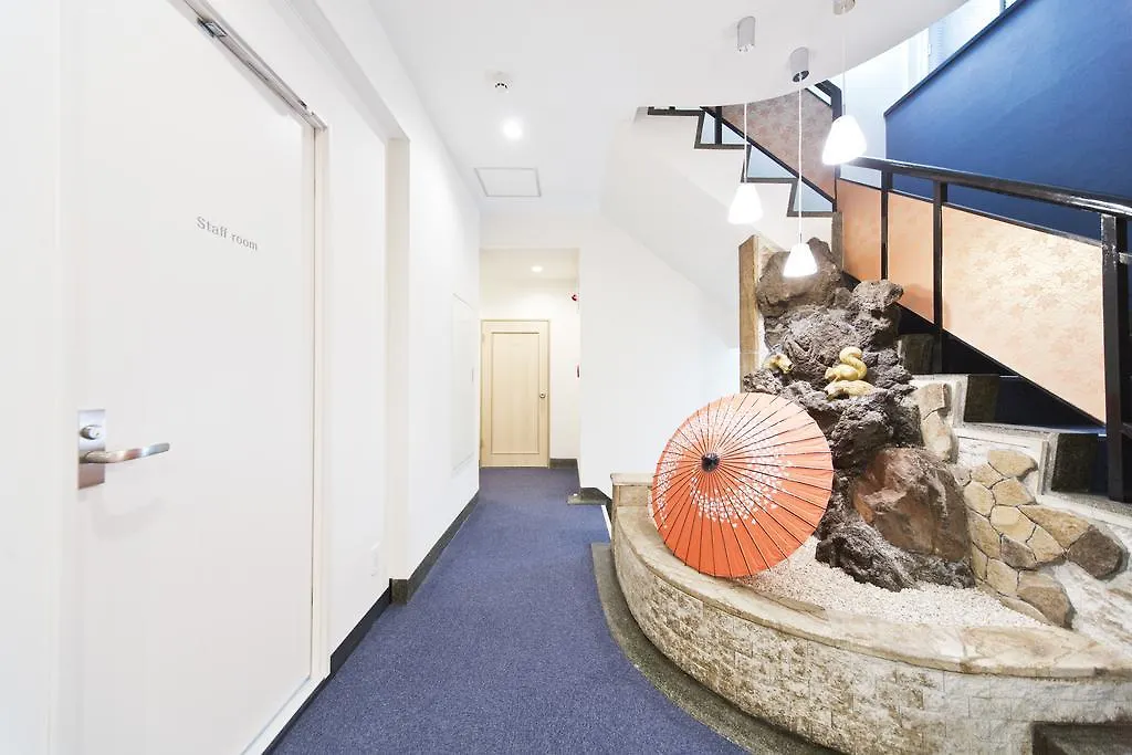 Business Hotel Yamashiro Токио